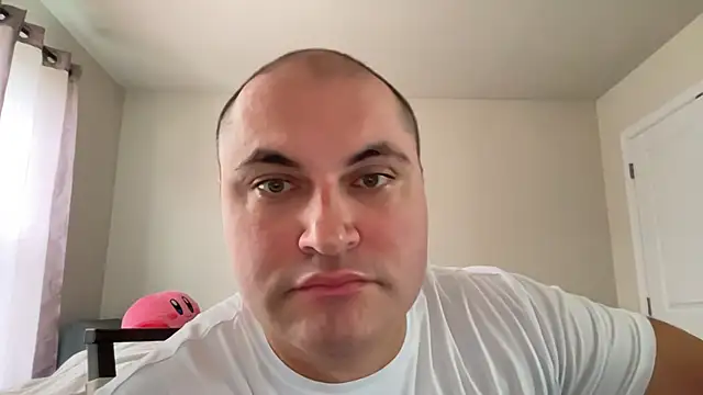 Snapshot of SluggishChase99 chatting on February 20, 2026, 5:13 pm SluggishChase99 online show from February 20, 2026, 5:13 pm