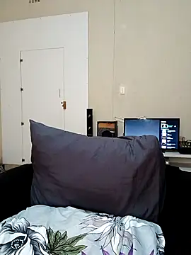 PerfectionBerrie online show from October 1, 2025, 5:13 am