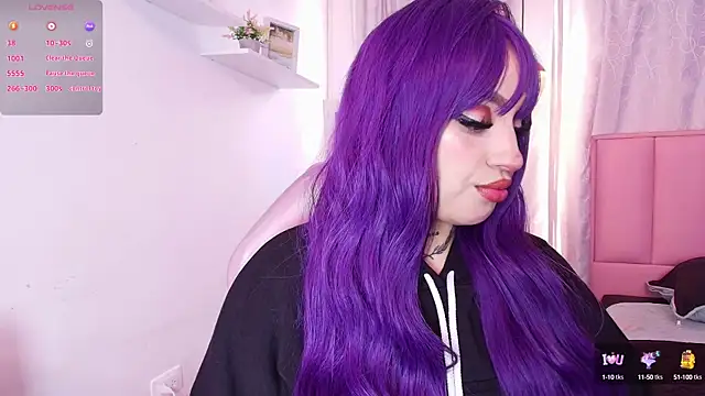 bella-green online show from January 10, 2025, 7:11 pm