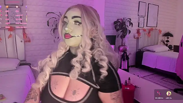 bella-green online show from October 24, 2025, 7:10 pm