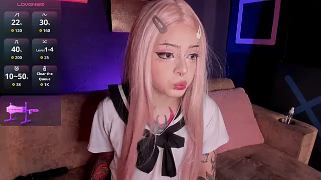 Elettra Rou online show from October 9, 2025, 12:08 am