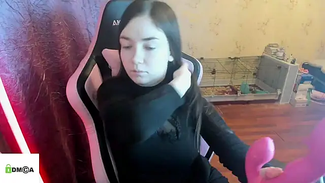 Crazy forest fairy online show from April 18, 2026, 9:59 pm