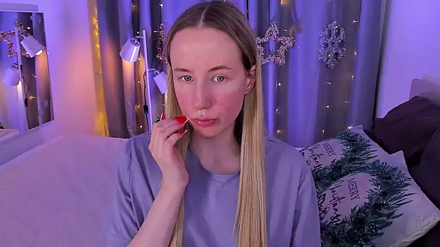 Cassie Kelman online show from December 27, 2024, 9:11 pm