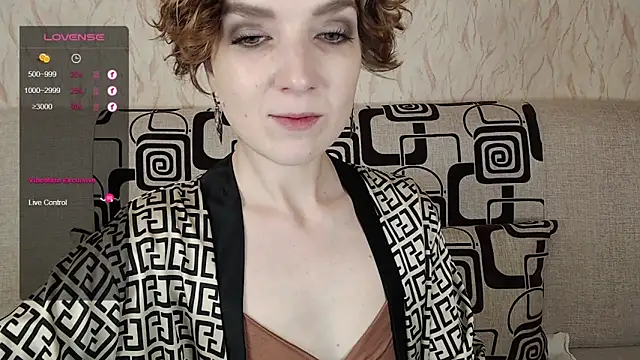 Snapshot of TinaWince chatting on October 11, 2025, 4:55 am TinaWince online show from October 11, 2025, 4:55 am