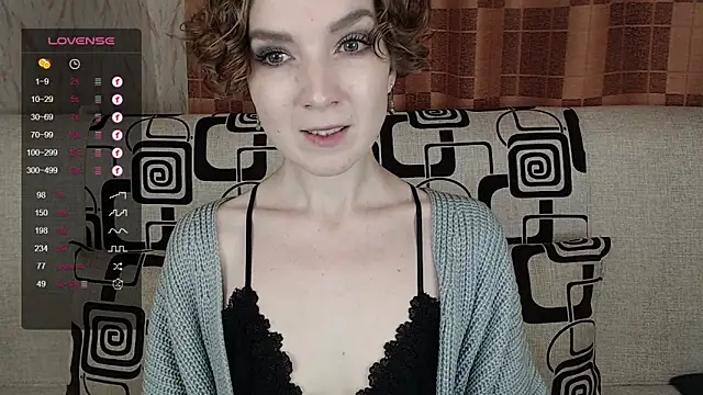 Snapshot of TinaWince chatting on November 7, 2025, 4:56 am TinaWince online show from November 7, 2025, 4:56 am