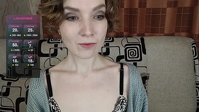 TinaWince online show from February 5, 2026, 4:50 am