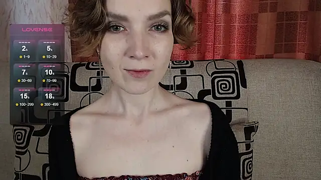 Snapshot of TinaWince chatting on May 17, 2026, 5:05 am TinaWince online show from May 17, 2026, 5:05 am