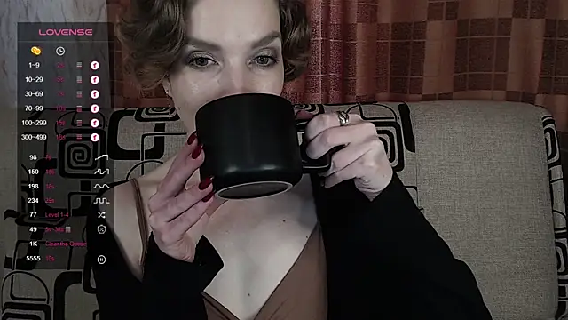 Snapshot of TinaWince chatting on June 5, 2026, 6:52 am TinaWince online show from June 5, 2026, 6:52 am
