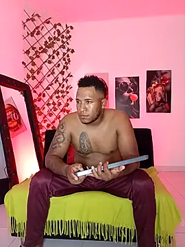 ARTHUR MINI online show from October 3, 2025, 1:02 am