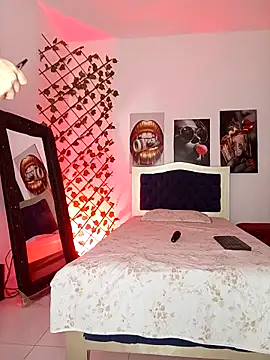 ARTHUR MINI online show from October 9, 2025, 1:03 am