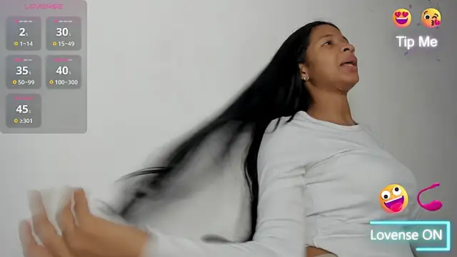 amaia baez online show from November 4, 2025, 7:13 pm