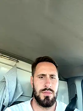 GeoGeorgee online show from September 18, 2025, 3:03 pm