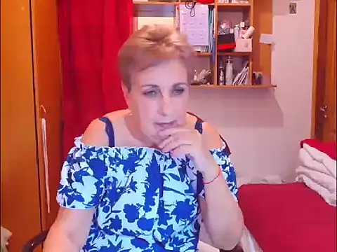 Snapshot of Victoria5643 chatting on November 24, 2025, 7:46 pm Victoria5643 online show from November 24, 2025, 7:46 pm