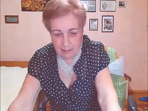 Snapshot of Victoria5643 chatting on March 9, 2026, 7:29 pm Victoria5643 online show from March 9, 2026, 7:29 pm