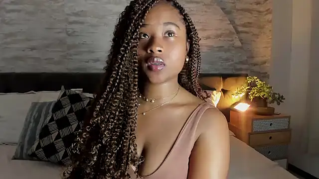 Anneth  M online show from December 15, 2025, 7:40 pm