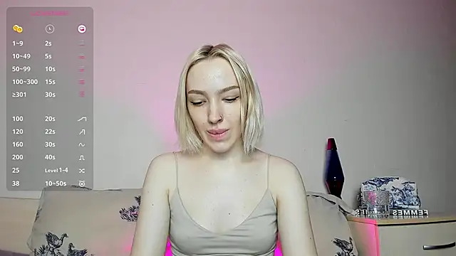 Snapshot of cheryl_mason chatting on January 18, 2025, 1:19 am cheryl mason online show from January 18, 2025, 1:19 am