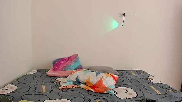 thamara26 online show from November 3, 2025, 2:18 pm