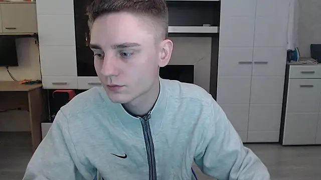 Snapshot of angryzan chatting on December 24, 2024, 7:28 am angryzan online show from December 24, 2024, 7:28 am