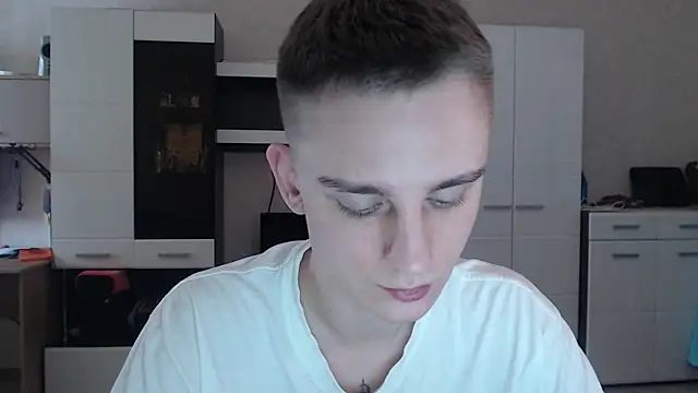 Snapshot of angryzan chatting on January 16, 2025, 10:10 am angryzan online show from January 16, 2025, 10:10 am