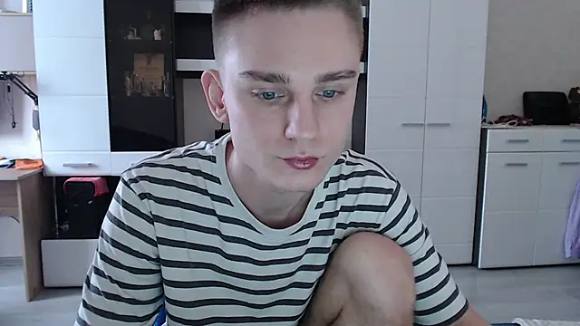 Snapshot of angryzan chatting on January 17, 2025, 7:08 am angryzan online show from January 17, 2025, 7:08 am