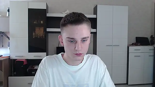 Snapshot of angryzan chatting on January 21, 2025, 7:26 am angryzan online show from January 21, 2025, 7:26 am