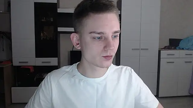 Snapshot of angryzan chatting on January 23, 2025, 4:09 am angryzan online show from January 23, 2025, 4:09 am