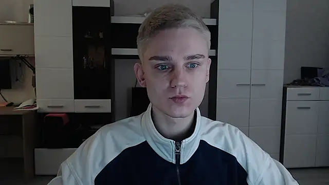 Snapshot of angryzan chatting on February 19, 2025, 6:11 am angryzan online show from February 19, 2025, 6:11 am