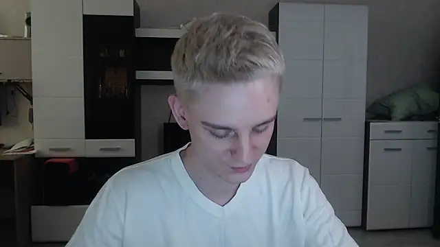 Snapshot of angryzan chatting on February 21, 2025, 7:34 am angryzan online show from February 21, 2025, 7:34 am