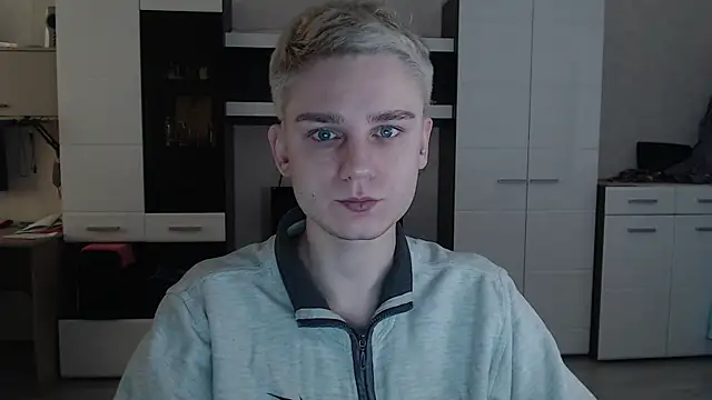 Snapshot of angryzan chatting on February 26, 2025, 5:20 am angryzan online show from February 26, 2025, 5:20 am