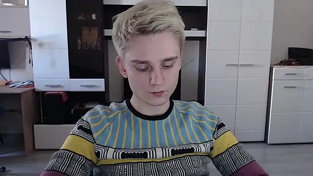 Snapshot of angryzan chatting on March 20, 2025, 10:54 am angryzan online show from March 20, 2025, 10:54 am