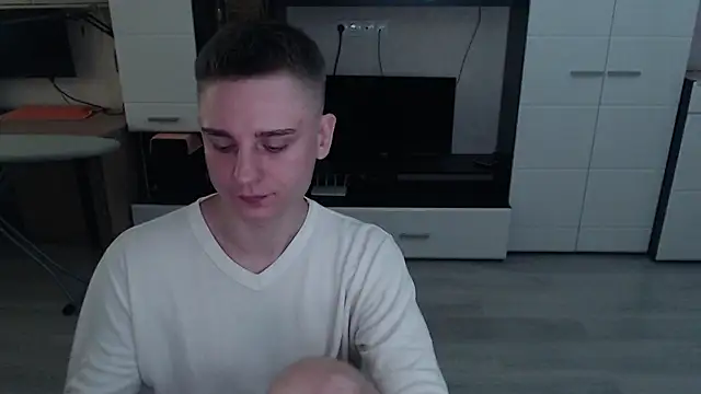 Snapshot of angryzan chatting on September 30, 2025, 6:07 am angryzan online show from September 30, 2025, 6:07 am