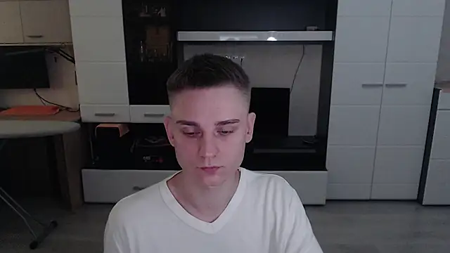 Snapshot of angryzan chatting on October 1, 2025, 5:46 am angryzan online show from October 1, 2025, 5:46 am