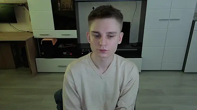 angryzan online show from April 22, 2026, 6:16 am