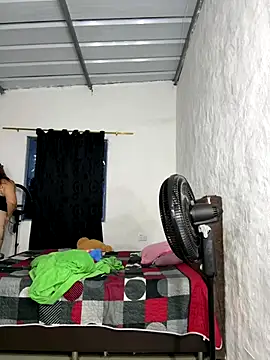 Sofia Queen17 online show from October 10, 2025, 10:47 am