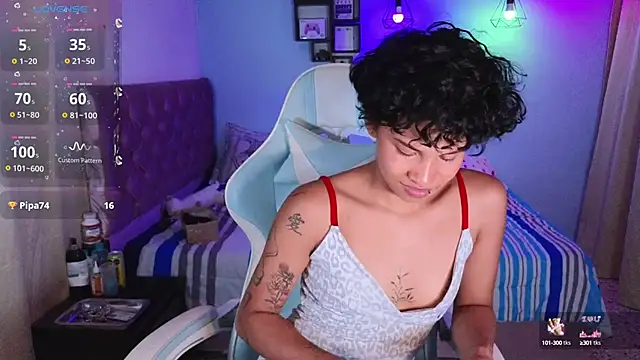 Snapshot of Peggy_Funn chatting on March 21, 2025, 6:05 am Peggy Funn online show from March 21, 2025, 6:05 am