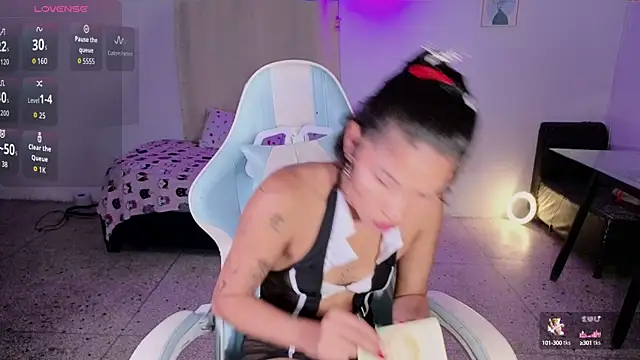 Snapshot of Peggy_Funn chatting on September 29, 2025, 11:42 pm Peggy Funn online show from September 29, 2025, 11:42 pm