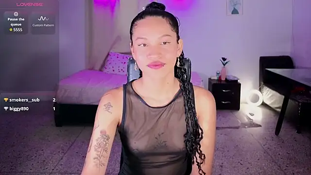 Snapshot of Peggy_Funn chatting on October 2, 2025, 11:45 pm Peggy Funn online show from October 2, 2025, 11:45 pm