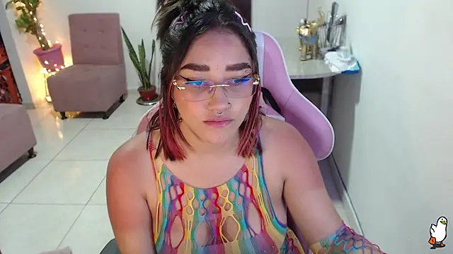 Snapshot of littleangel1_m chatting on January 21, 2025, 11:45 pm littleangel1 m online show from January 21, 2025, 11:45 pm