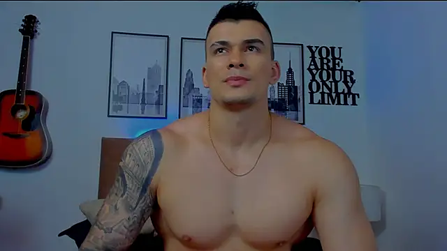 seancarreraa online show from January 8, 2025, 9:01 pm