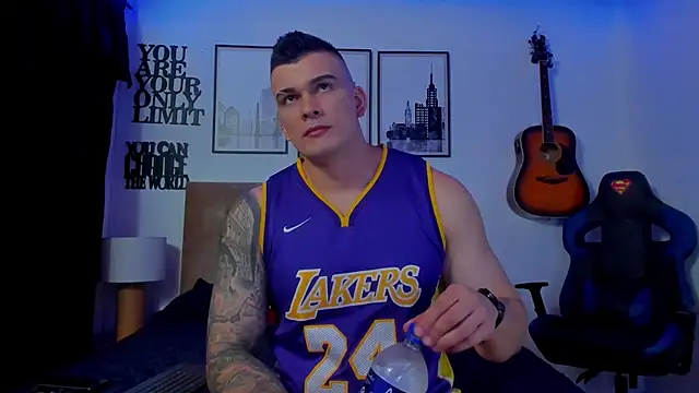 seancarreraa online show from February 6, 2026, 12:15 am