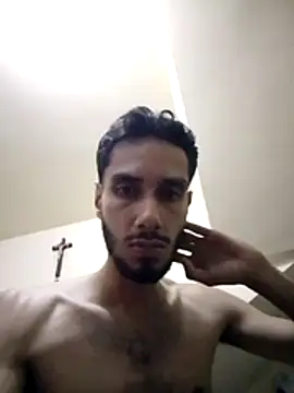 jhon01000 online show from June 2, 2026, 4:58 am