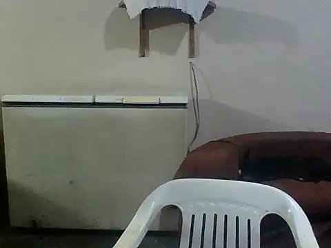 Snapshot of Rodrigo_happy chatting on December 23, 2025, 3:48 am Rodrigo happy online show from December 23, 2025, 3:48 am