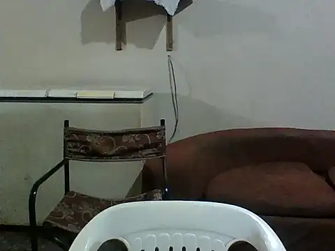 Snapshot of Rodrigo_happy chatting on February 8, 2026, 4:05 am Rodrigo happy online show from February 8, 2026, 4:05 am