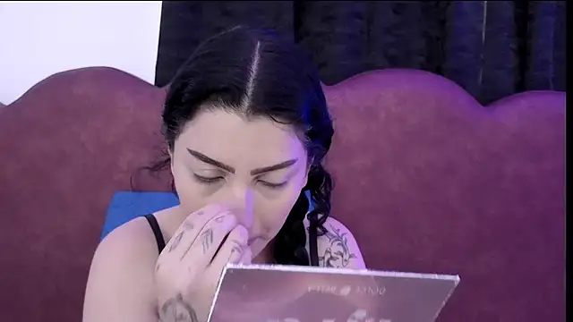 sophy rock online show from April 15, 2026, 2:02 pm