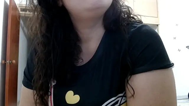 Snapshot of ladydeathz chatting on January 12, 2025, 4:42 am ladydeathz online show from January 12, 2025, 4:42 am