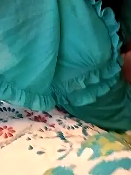 whitetrashdirtyslut online show from March 17, 2026, 7:06 pm