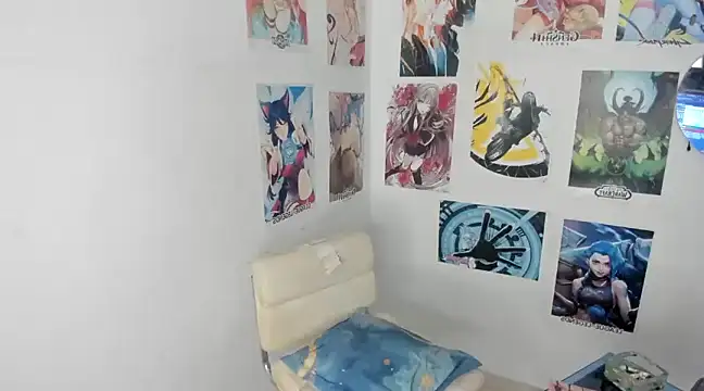 gennesisxx online show from December 16, 2024, 8:58 pm