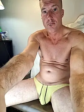 Snapshot of mike_negus_ chatting on November 1, 2025, 3:52 am mike negus online show from November 1, 2025, 3:52 am