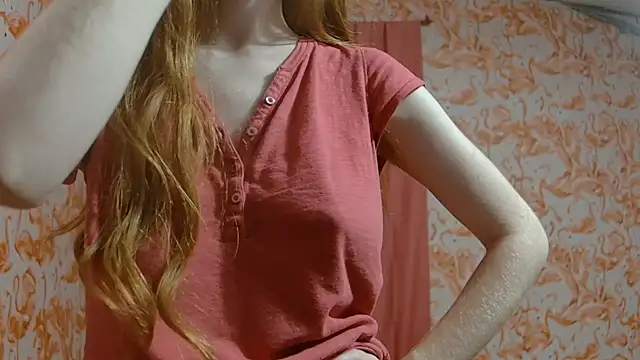 strawberrysmoothie online show from September 26, 2025, 5:11 am