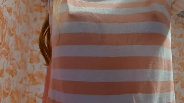 strawberrysmoothie online show from October 26, 2025, 6:58 pm